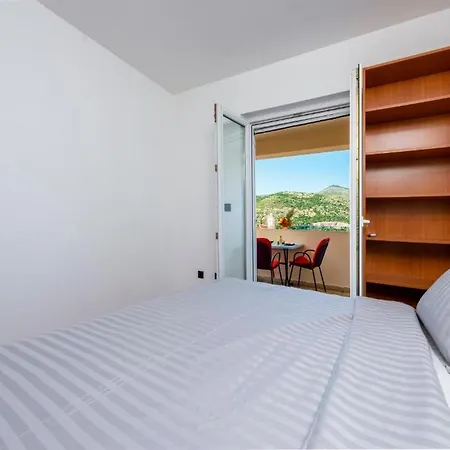 Apartament Meri & Karla - Two Bedroom With Balcony And Bridge View Dubrownik