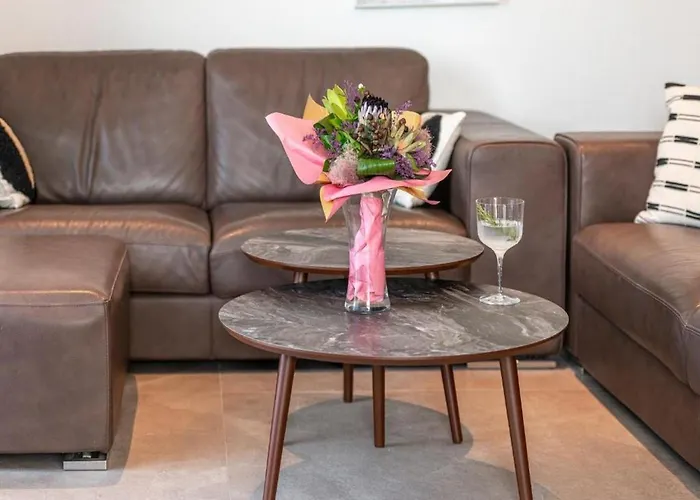 Apartament Meri & Karla - Two Bedroom With Balcony And Bridge View