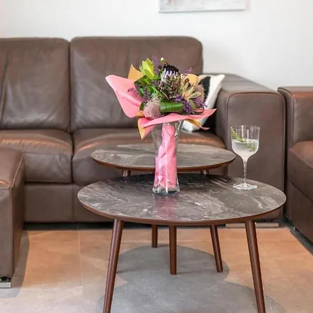 Daire Meri & Karla - Two Bedroom With Balcony And Bridge View